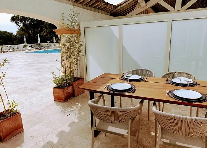 Superbe De Standing Le Trophee Du Golf شقة